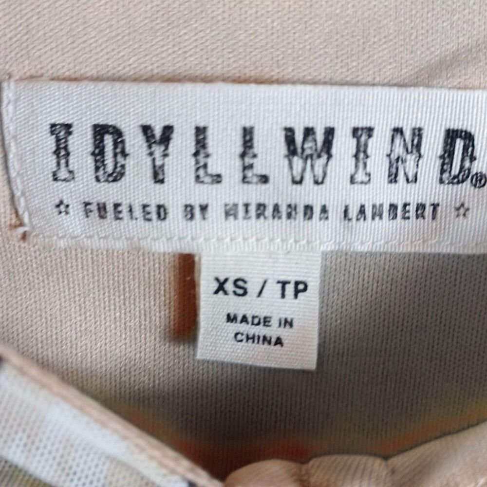 Coastal Cowgirl XS Crop Top Idyllwind Western Smocked Tie Front Top Long Sleeve - Picture 7 of 9